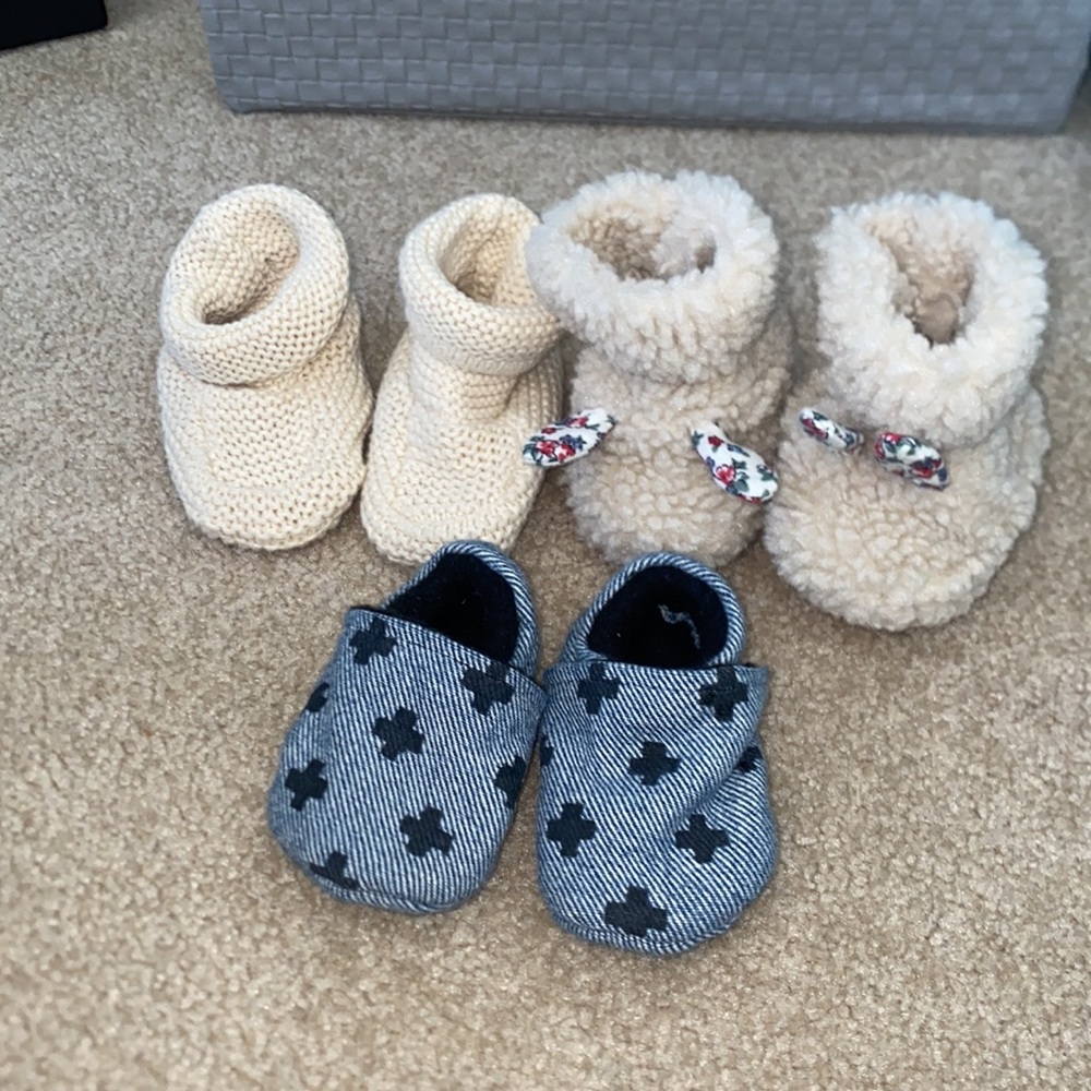 Baby Gap and potato feet booties bundle of 3 0-6 Months